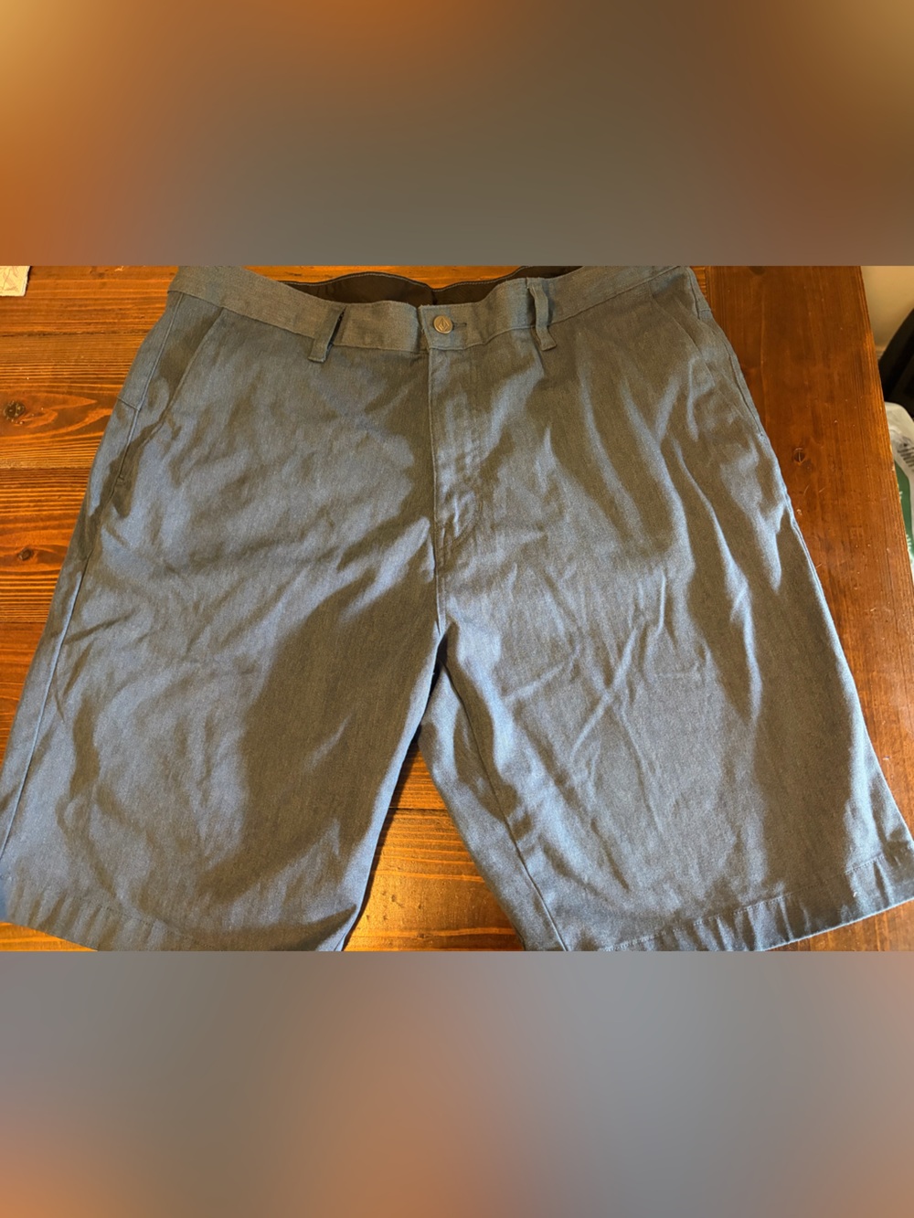Volcom Men's Flat-Front Casual Shorts in Gray